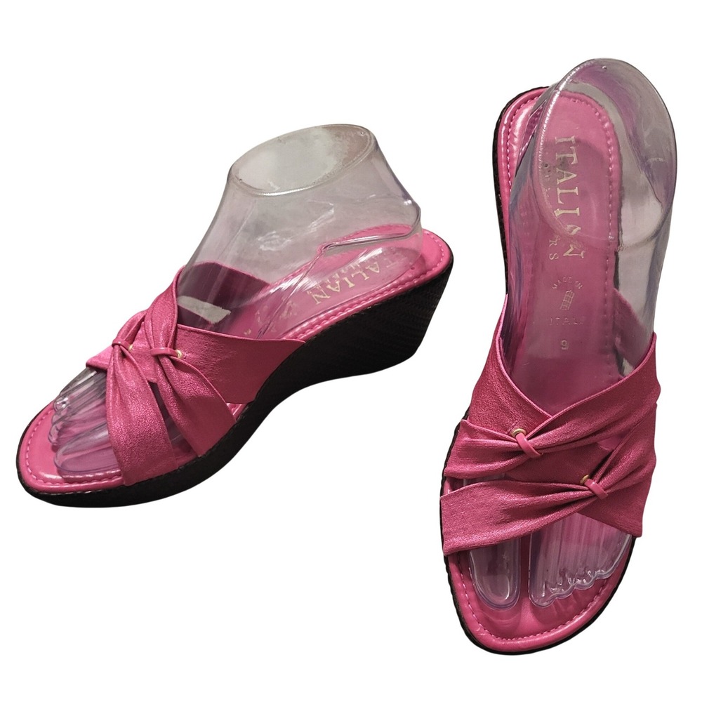 Italian Shoemakers Pink Wedge Sandals Womens 9 Made in Italy Fuchsia Slides